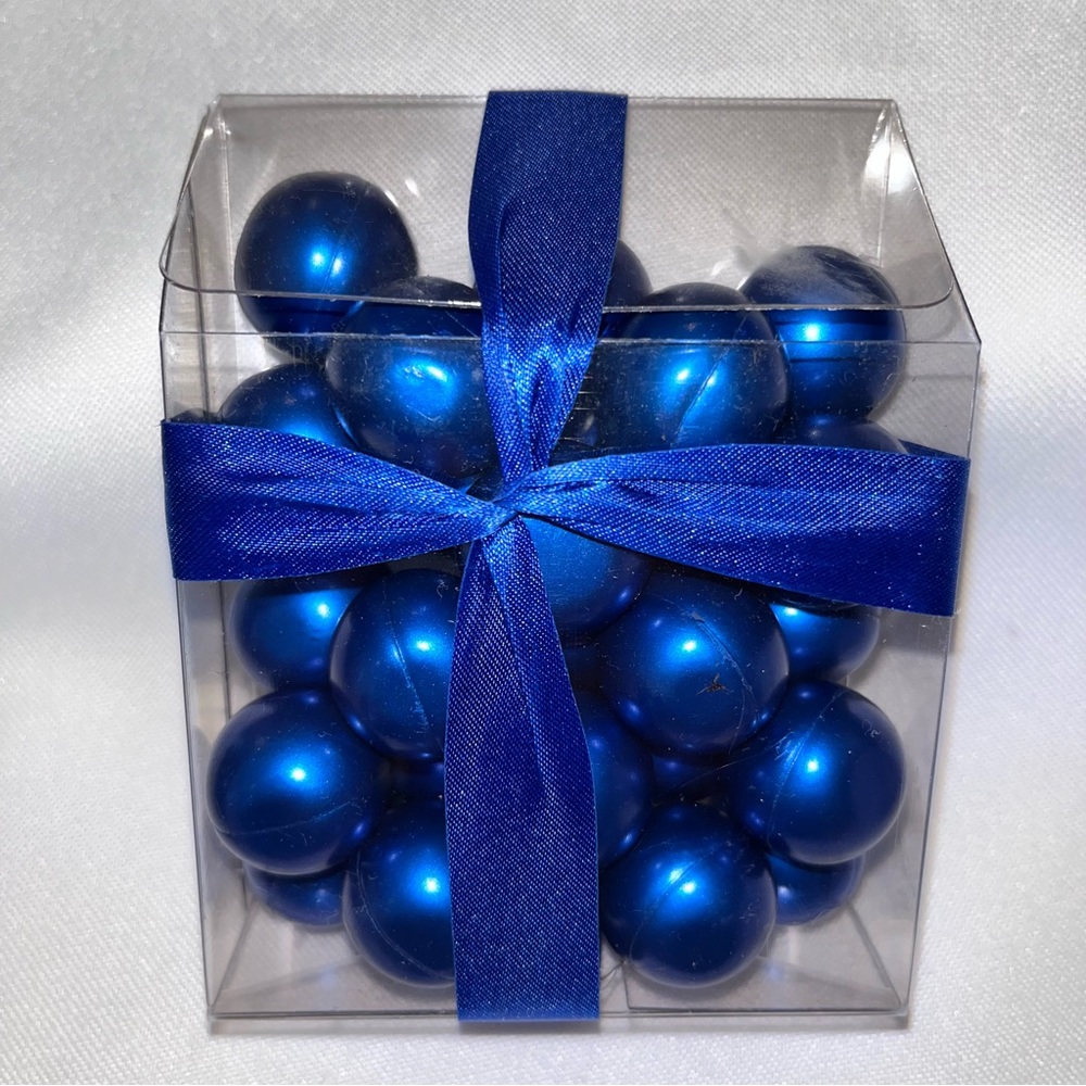 Bath Oil Beads 25 Pearly Dark Blue Circular Floral Scented Fragrance Bath Pearls